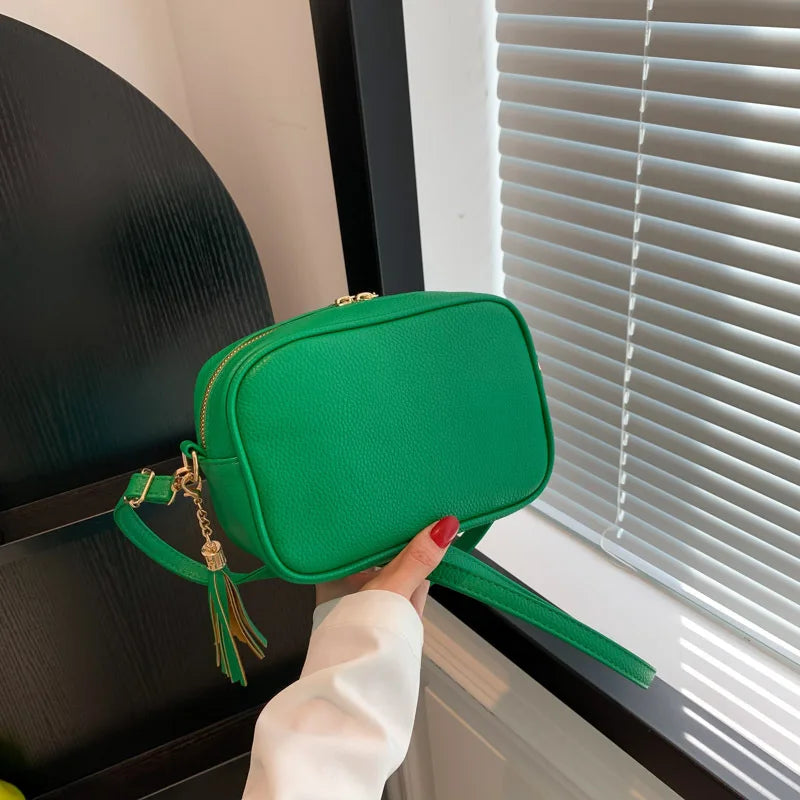 LUNEVIA – BOLSO DE HOMBRO EN PU CON CORREA ANCHA