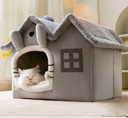 Foldable luxury pet house with detachable mat