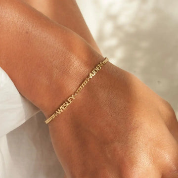 NOMÉA – PULSERA PERSONALIZADA CON NOMBRE EN ACERO INOXIDABLE