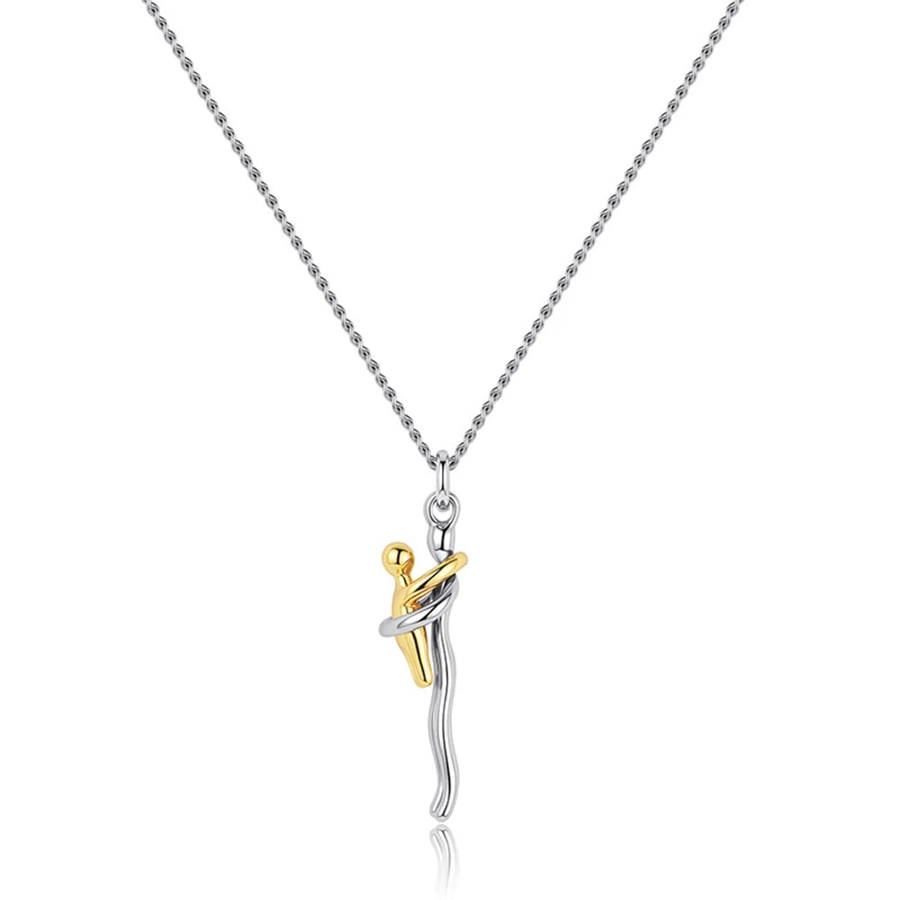 AMORÉA – COLLAR COLGANTE ABRAZO BAÑADO EN ORO 14K